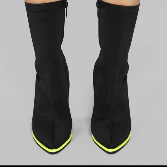 Fashion Nova Booties - Picture 2 of 3